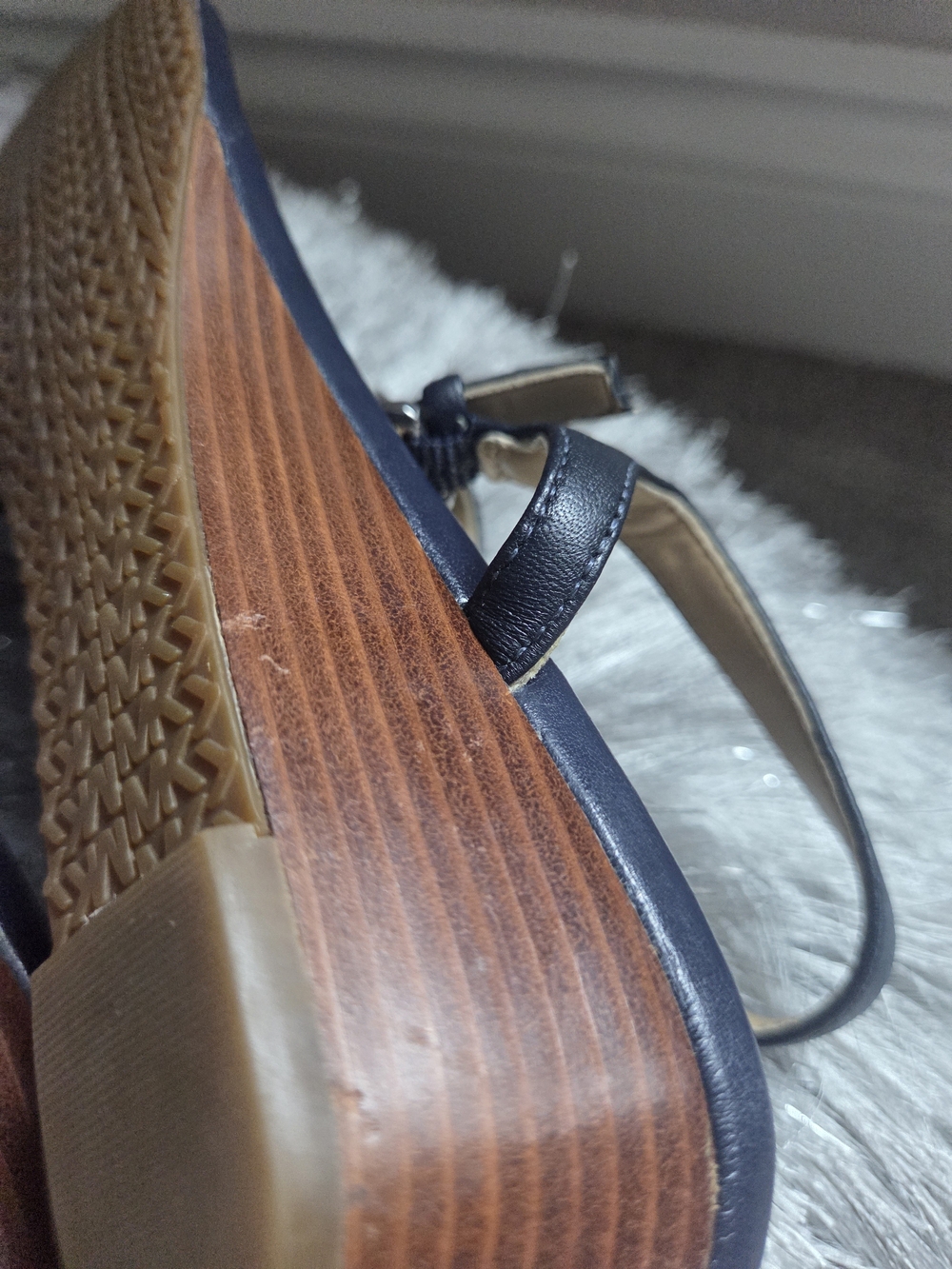 Michael Kors Navy Leather T-Strap Sandals - Picture 12 of 15
